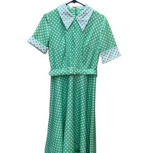Green and White Polka Dot Dress Vintage 60's or 70's